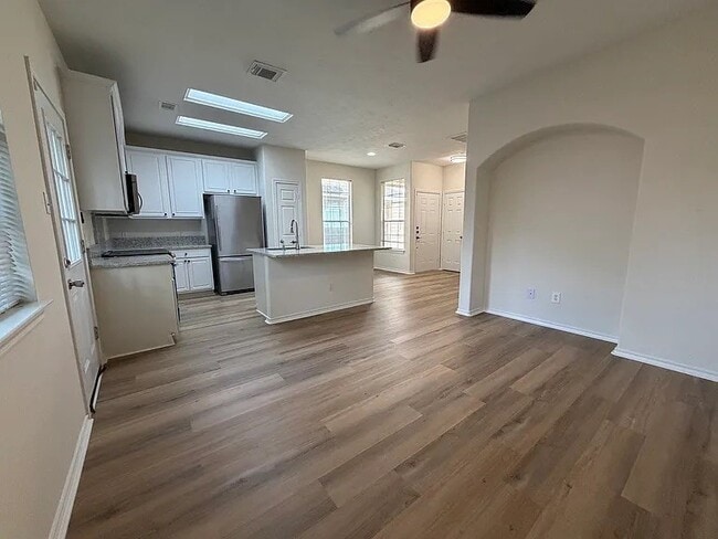 Building Photo - 6139 Morningshire Ln