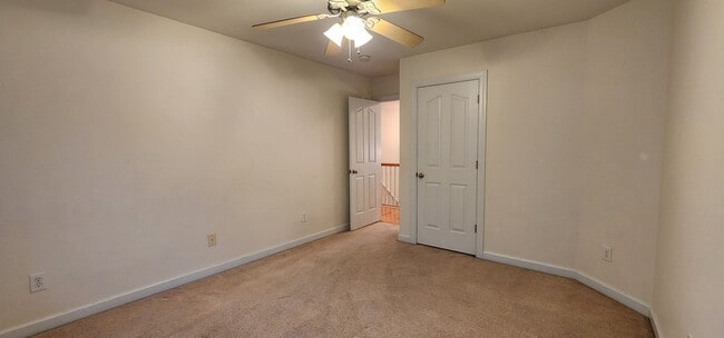 Building Photo - 302 Savannah Dr