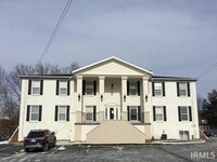 Building Photo - 225 E Winslow Rd