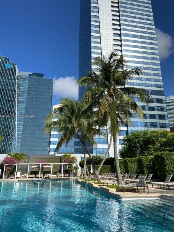 Building Photo - 1435 Brickell Ave