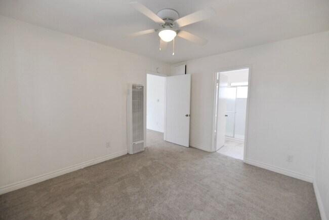 Building Photo - 217 Avenida Cabrillo