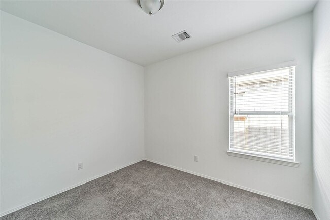 Building Photo - 5626 Tabula Rasa Dr