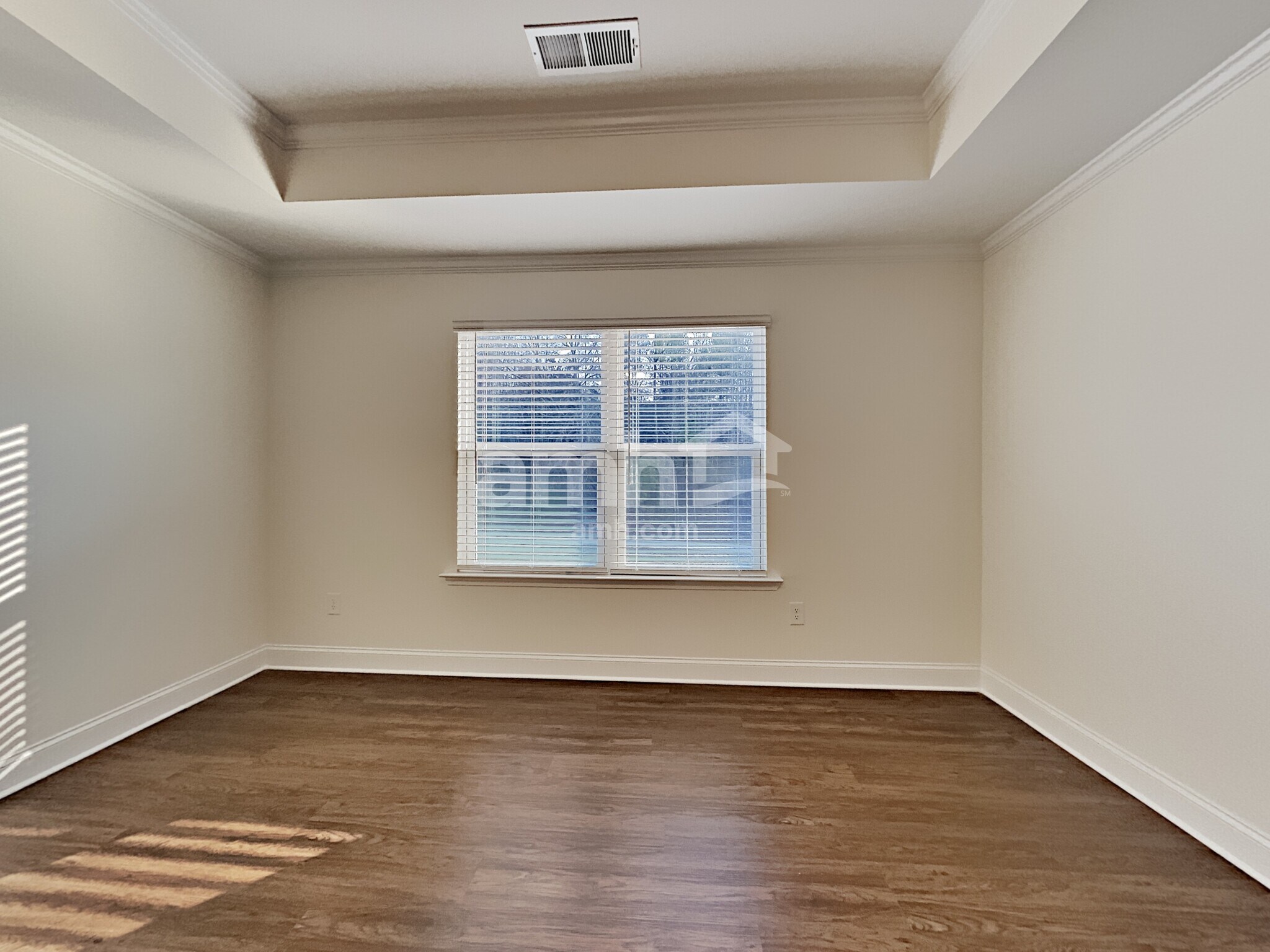 Building Photo - 581 Woodall Rd