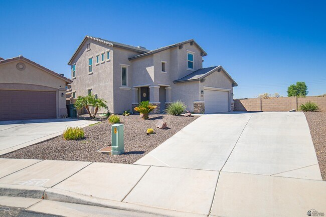 Primary Photo - 6533 E 35th Pl