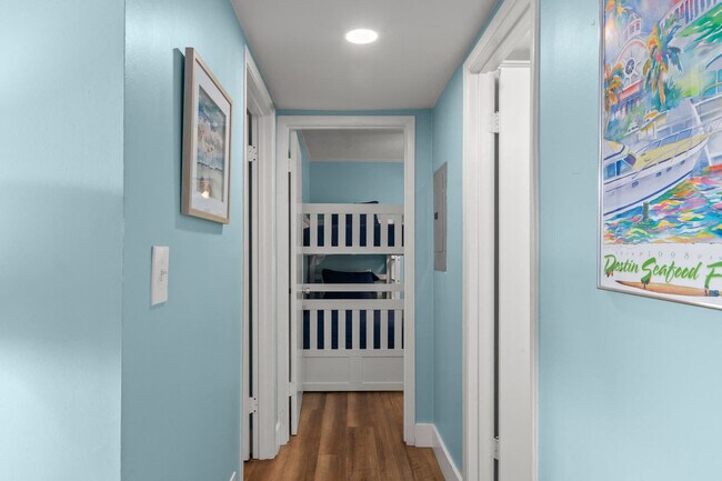 Building Photo - 775 Gulf Shore Dr