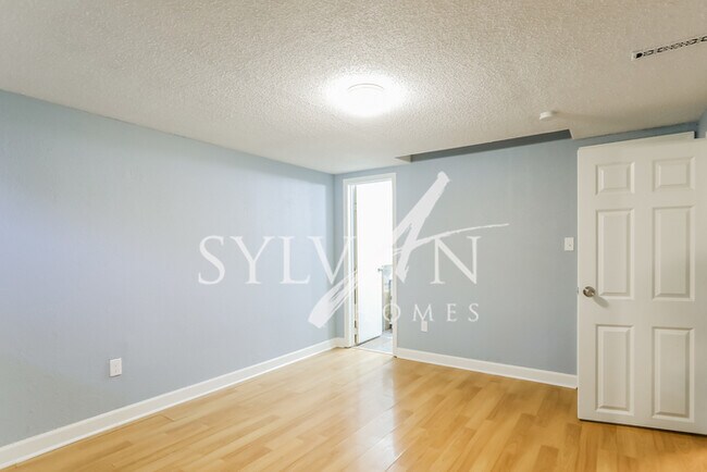 Building Photo - Welcome home your house is ready