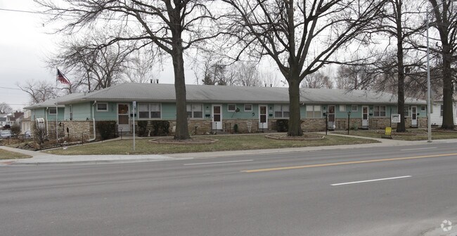 Primary Photo - 8015 N 30th St