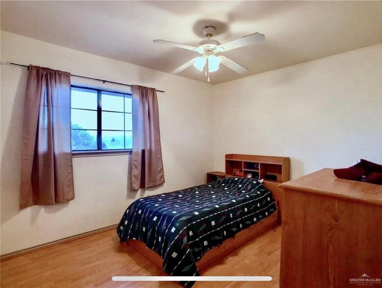 2nd of 3 upstair bdrms - 1305 Ambrosia Dr