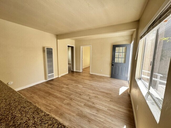 Building Photo - 1088 Bangor Ln