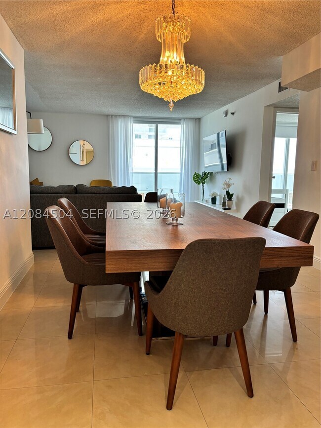 Building Photo - 2401 Collins Ave