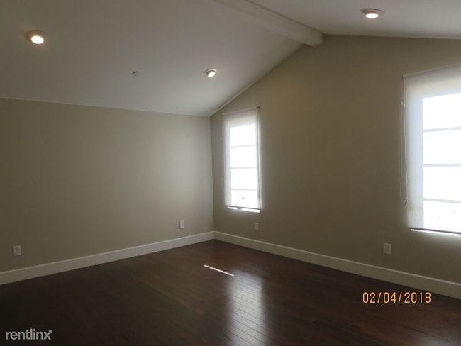 Building Photo - 3 br, 3 bath House - 488 trident maple ter