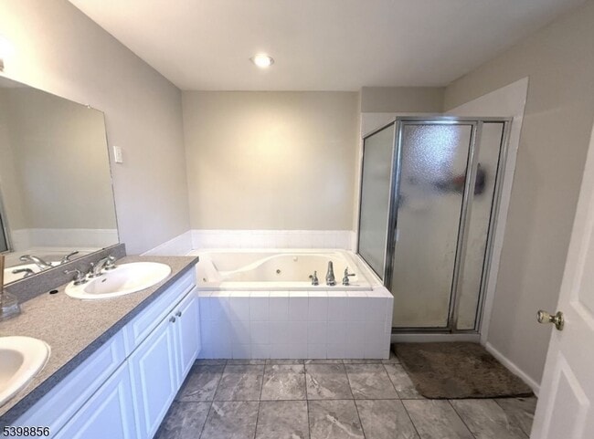 Building Photo - 189 Sunshine Dr