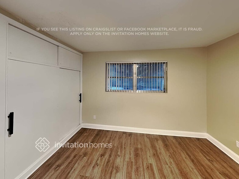 Building Photo - 3241 Pierce St