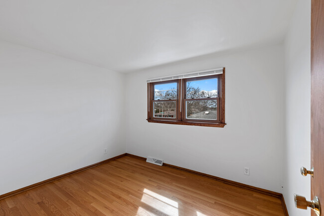 Bedroom - 5425 S 13th St