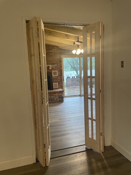Building Photo - 2526 Trossock Ln
