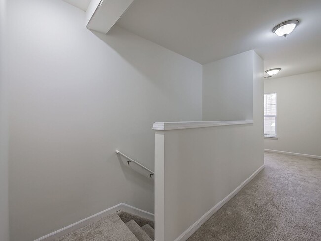 Building Photo - AVAILABLE NOW! Charming 2-Bed Home in the Heart of Wixom