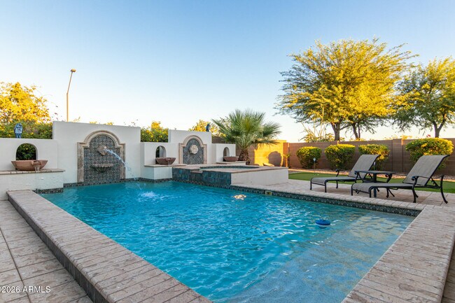 Building Photo - 16367 N 183rd Dr