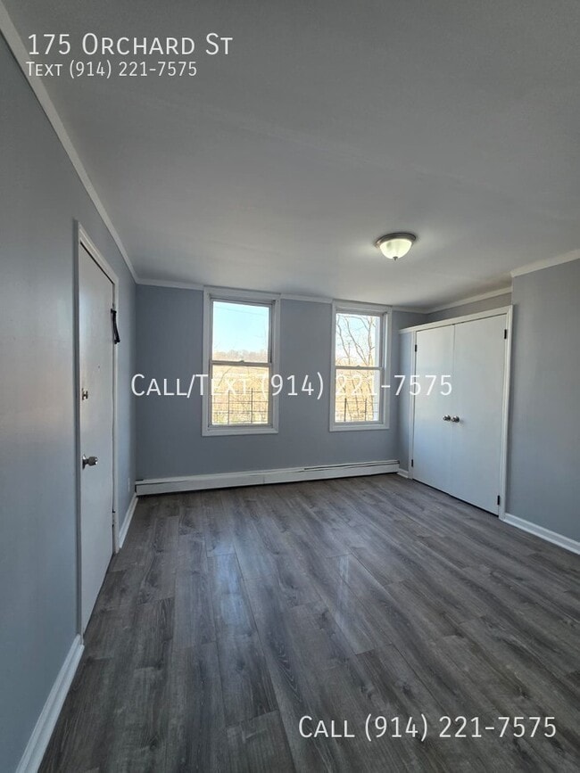 Building Photo - 175 Orchard St