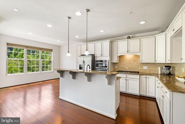 Building Photo - 1550 Rabbit Hollow Pl