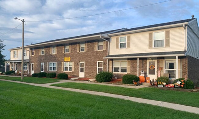 Interior Photo - STERLING COURT APARTMENTS