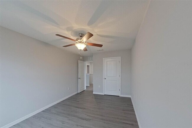 Building Photo - 8670 SW 43rd Ter