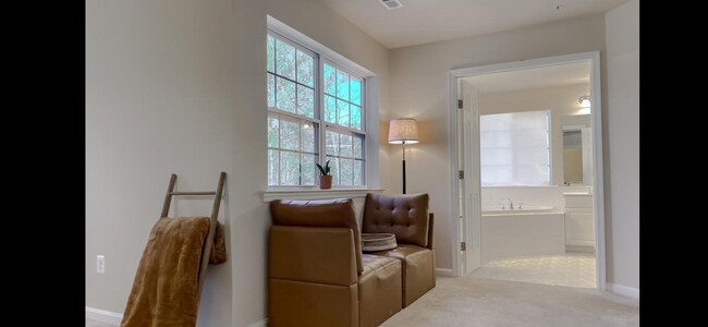 Building Photo - 13311 Windjammer Ct