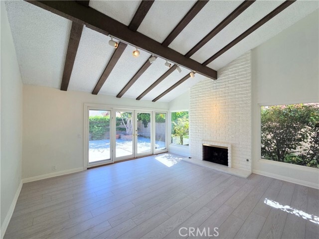 Building Photo - 10835 Slater Ave