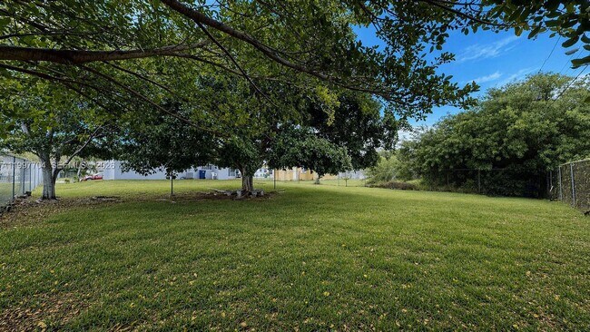 Building Photo - 21450 SW 109th Ct