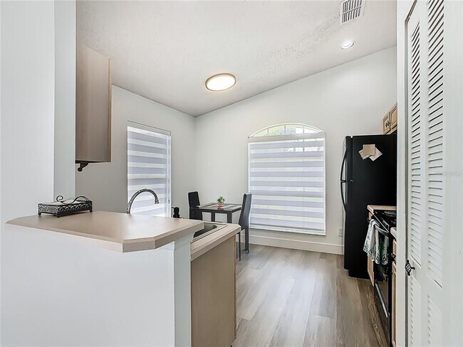Building Photo - 1510 Chapman Oak Ct
