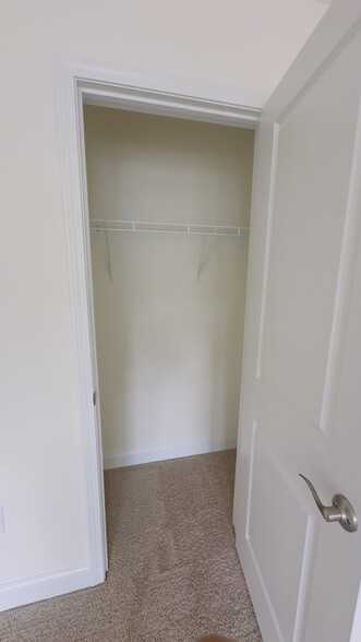 Building Photo - 21 Lavender Ln