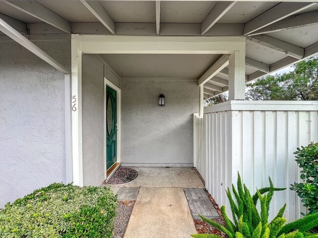 Building Photo - Spacious Three Bedroom Condo in South Napa