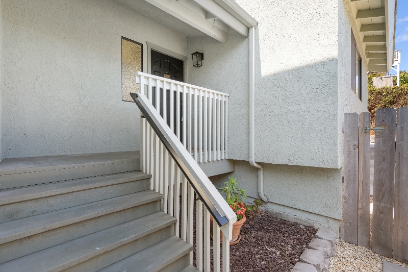 Building Photo - 440 Solar Way