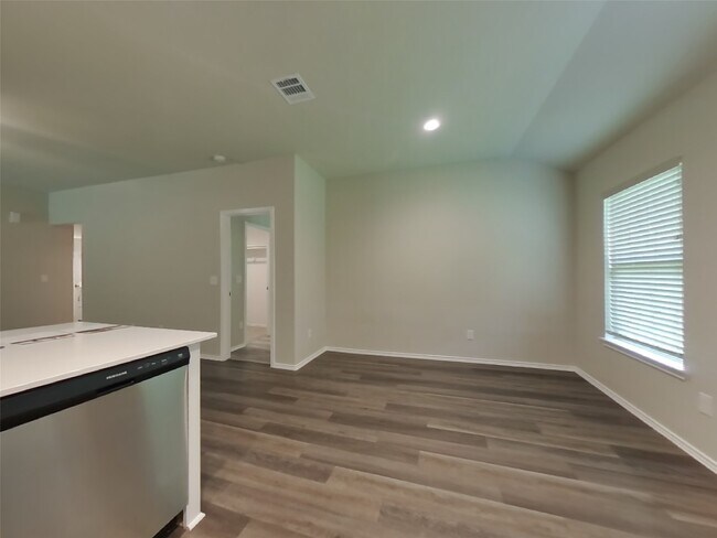 Building Photo - 254 Cumberland Forest Dr