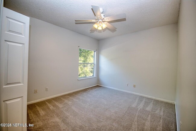 Building Photo - 1440 S Burgandy Trail