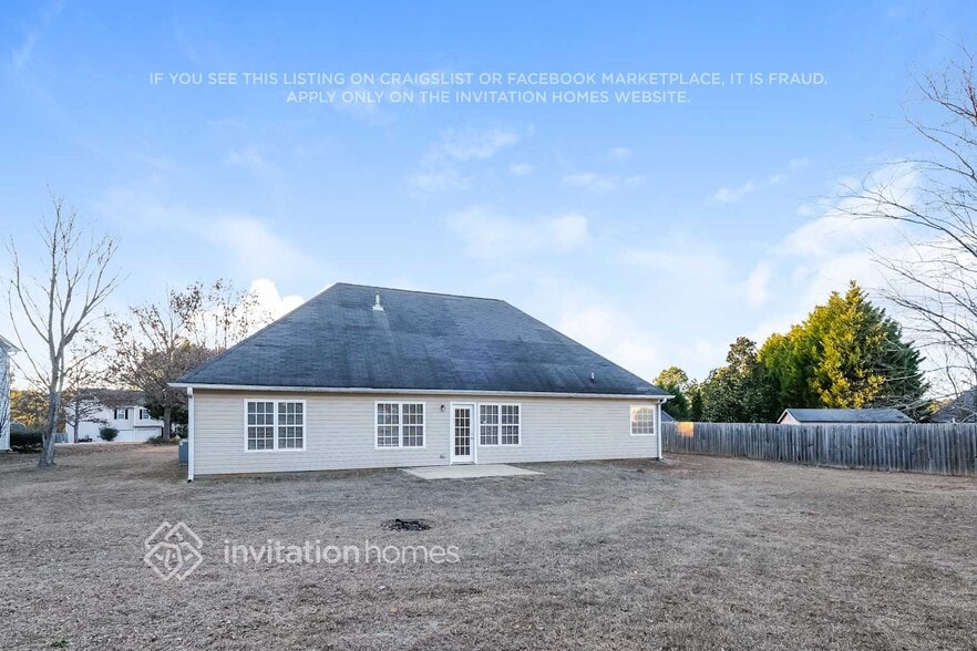 Building Photo - 811 Tucker Trail