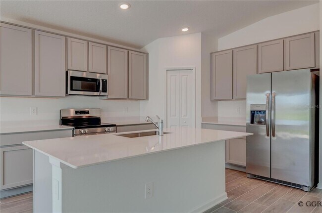 Building Photo - 1490 Brentwood Dr