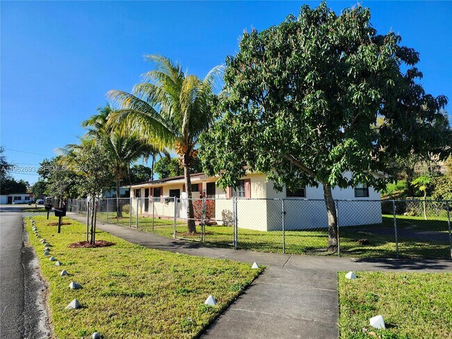 Building Photo - 11120 NW 6th Ave