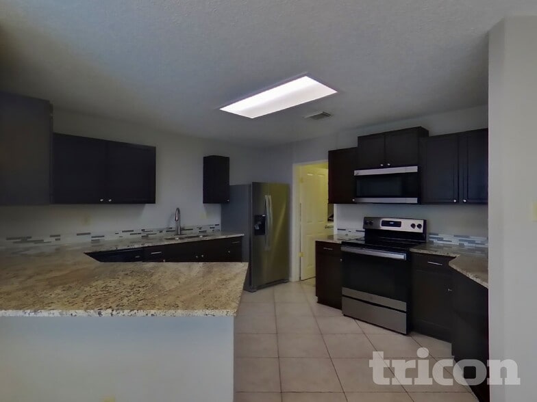 Building Photo - 4827 Fern Lake