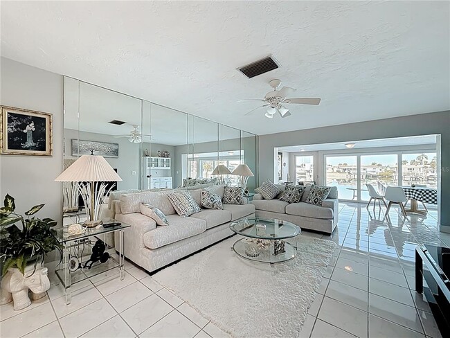 Building Photo - 431 Boca Ciega Point Blvd N