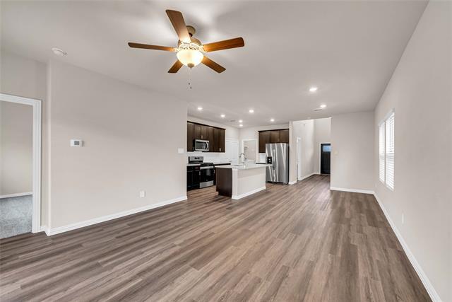 Building Photo - 504 Weller Rd