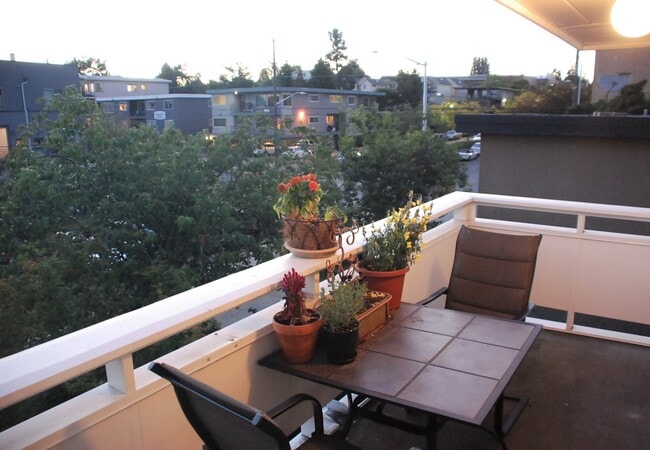 Balcony - 6210 14th Ave NW