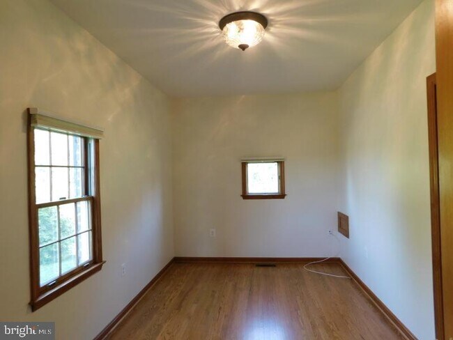 Building Photo - 13886 Berlin Turnpike