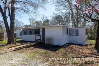 Building Photo - Charming One Bedroom in Mebane