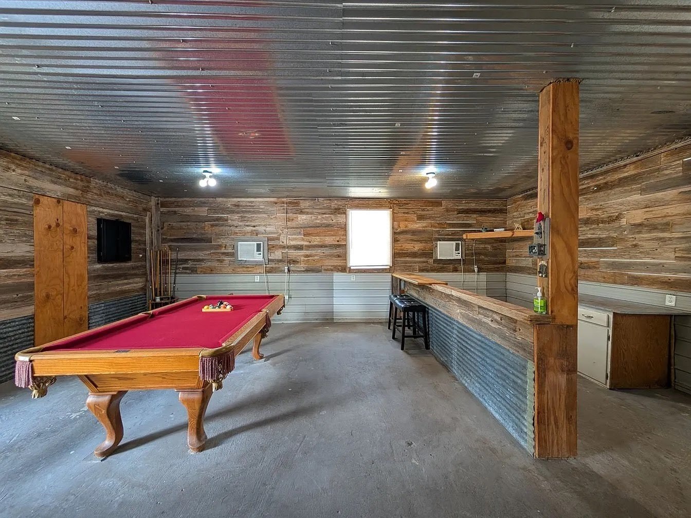 Building Photo - 890 Josephine St