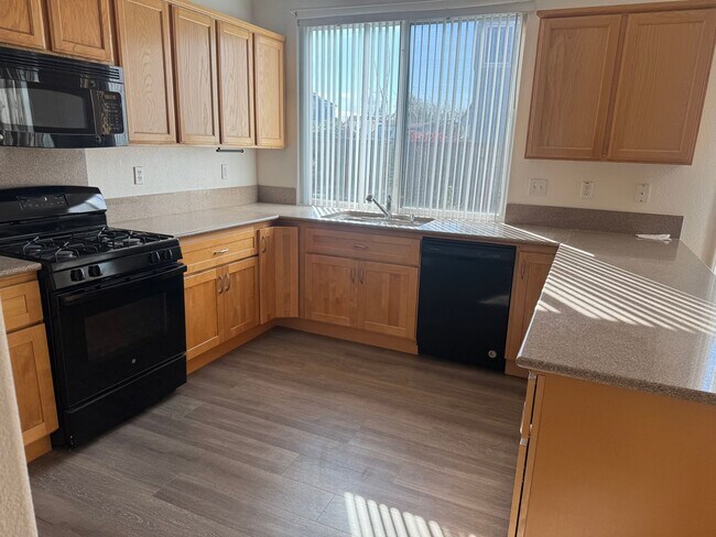 Building Photo - 2519 Withrow Ln