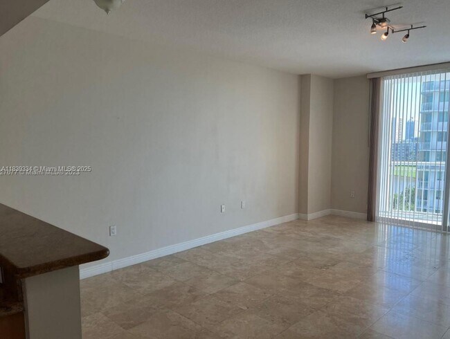 Building Photo - 1745 E Hallandale Beach Blvd