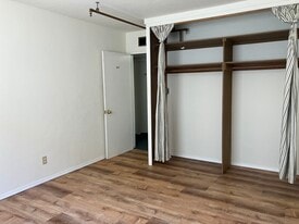 Building Photo - 2531 Benvenue Ave