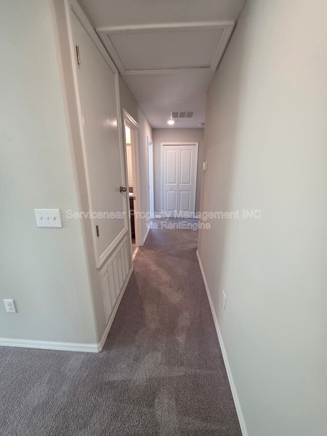 Building Photo - 7418 Rosy Periwinkle Ct