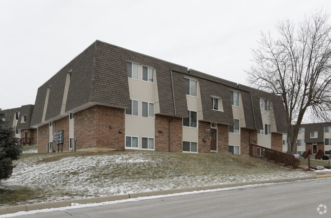 Building Photo - Northwoods Apartments