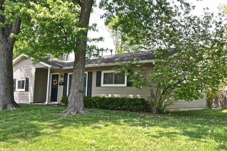 Building Photo - 564 Palace Ln